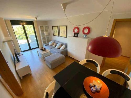 Apartamento Con Terraza En Nigr�n Playa Am�rica