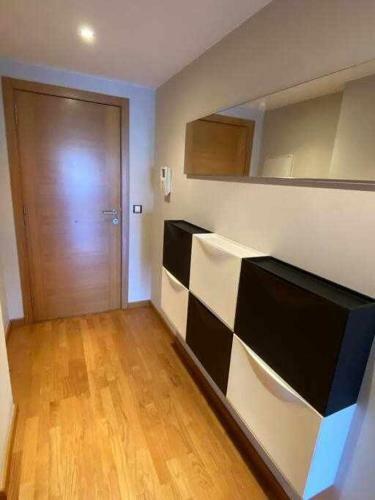 Apartamento Con Terraza En Nigr�n Playa Am�rica
