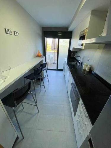 Apartamento Con Terraza En Nigr�n Playa Am�rica