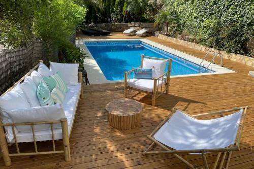 Villa Hideaway Hilltop View