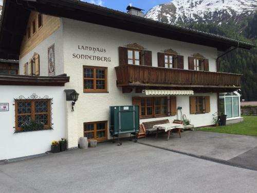 Hostal Pension Sonnenberg