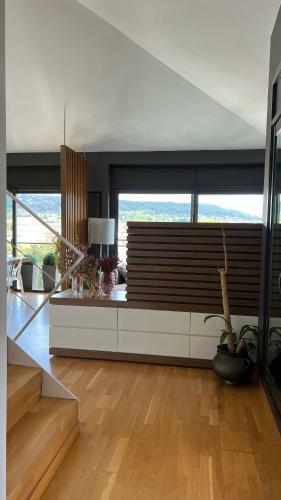 Apartamento �tico de Dise�o Con Terraza En El Centro de Olot