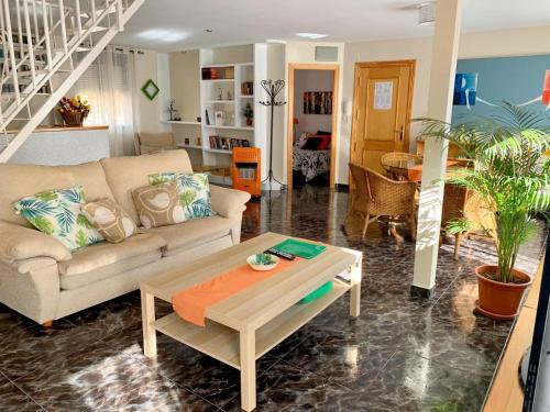Apartamento Di�fano Y Luminoso En Onil