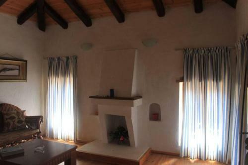 Rustic Holiday Villa Upper Qeparo