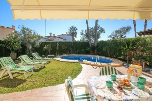 Villa Oliva Nova Ql