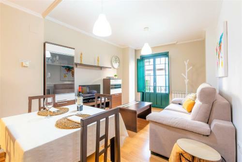 Apartamento ***** Solaina Das Burgas ***** En El Casco Viejo