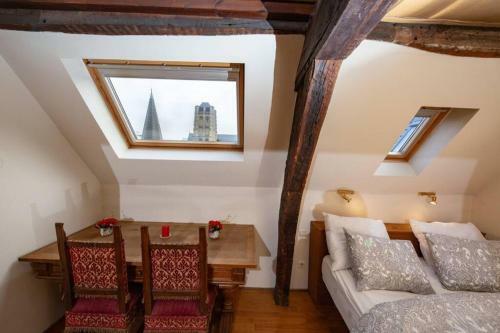 Hofmarkgraaf - Unique Apartment In Historic Antwerp Mansion