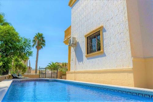 Villa Rose