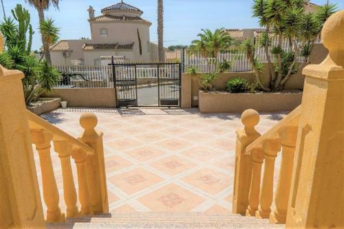 Villa Rose