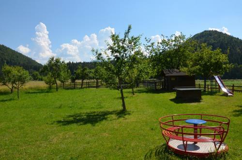 Hostal Pension Tschische