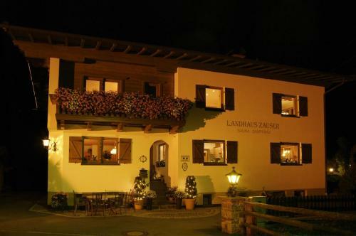 Hostal Landhaus Zauser