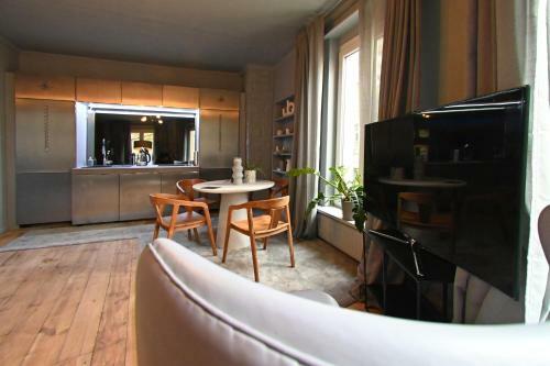 My Infinity Homes 4 Apartments In One Huge House