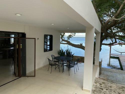 Casa Jardin Laguna