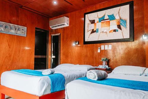 Hotel Blue Bird