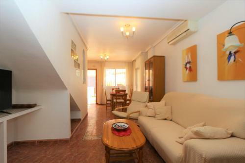 Apartamento Duplex Amapolas Ref. 8269