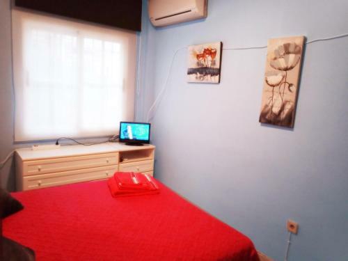 Chalet En Urbanizaci�n Privada Con Piscina