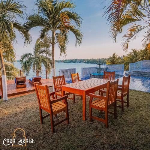 Hotel Casa �rabe
