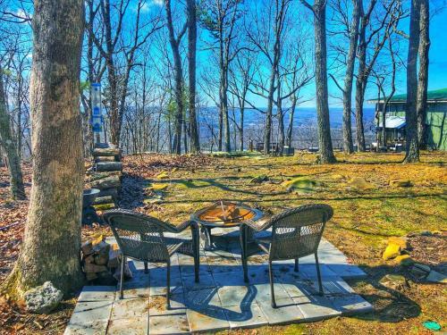 Tree House Cabin - The Original