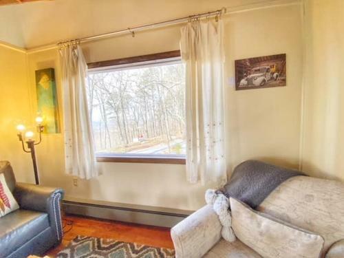 Tree House Cabin - The Original