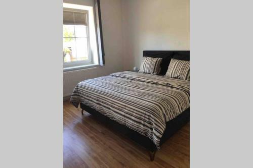 Haus Mit 3 Schlafzimmer Und Garten