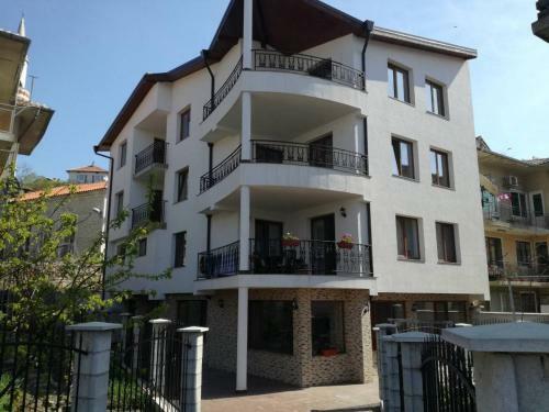 Hostal Guest House Katina