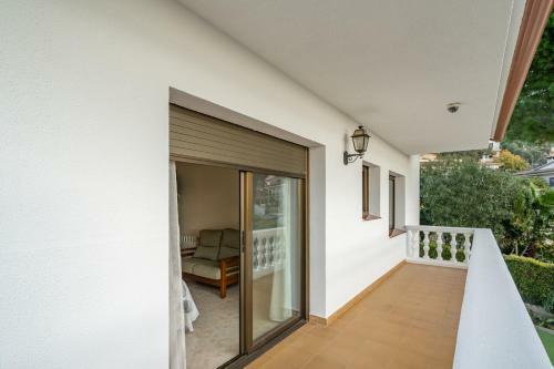 Homeholidaysrentals Arenal - Costa Barcelona