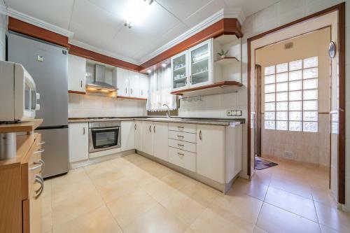 Homeholidaysrentals Arenal - Costa Barcelona