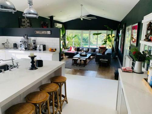 Greywoods: The Hamptons Of Daylesford