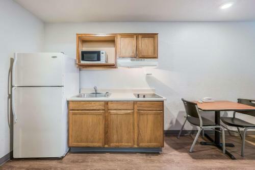 Hotel Woodspring Suites Montgomery