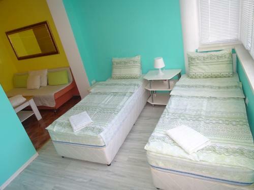 Hostal ???? ?? ????? ??-??-??**