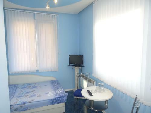Hostal ???? ?? ????? ??-??-??**