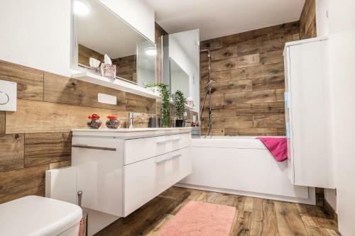 Apartamento Moderne Souterrain-wohnung