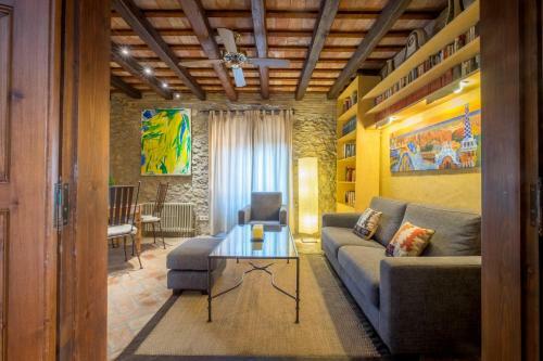 Can Felip Apartments