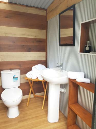 Zen Relax Tent At Paradise Valley Glamping