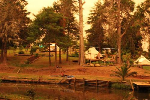 Zen Relax Tent At Paradise Valley Glamping