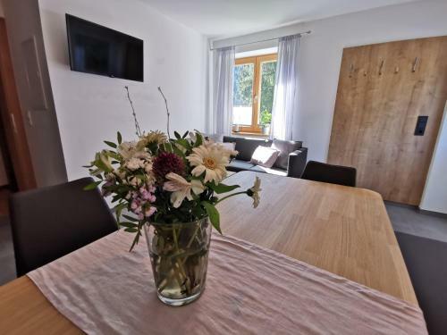 Apartamento Ferienwohnung Hirscher