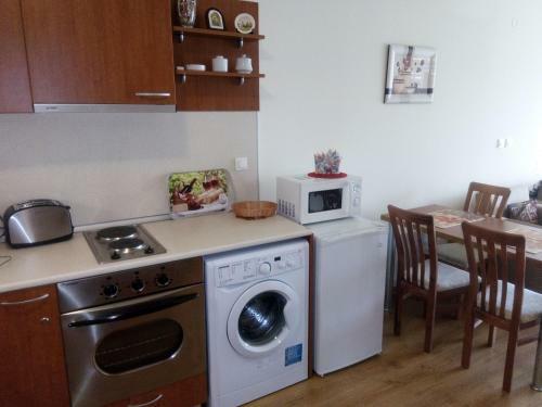 Private Apartment In Apartcomplex Novy Khan