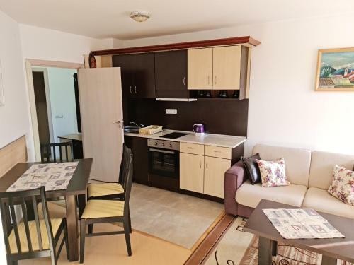 Efo Apartment