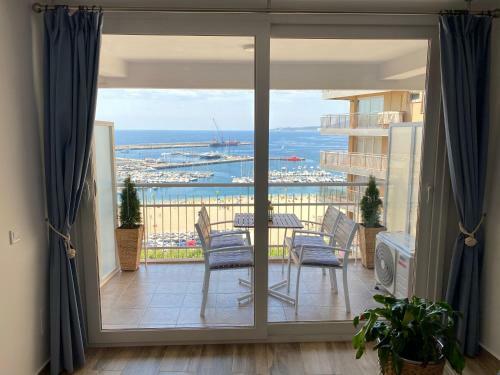 Apartment Panoramic View Palam�s