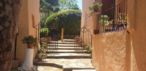 Casa Con Jard�n A 30 Metros de La Playa. At.