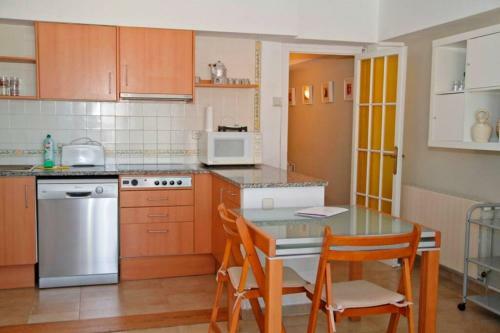 Apartment With Great Terrace At First Line