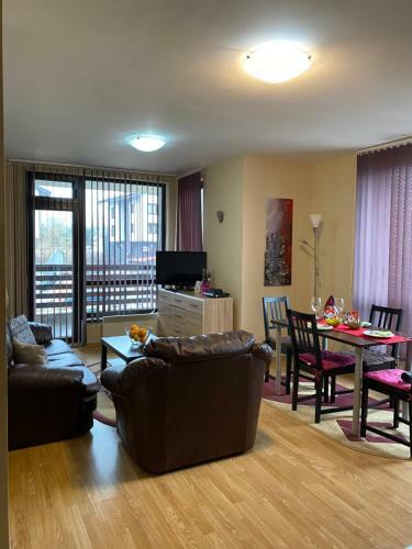 Aspen Suits Apartment