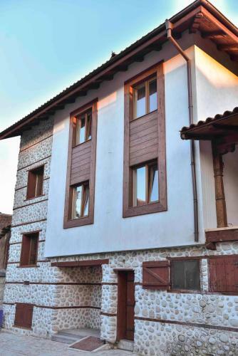 Hostal Lovna Sreshta
