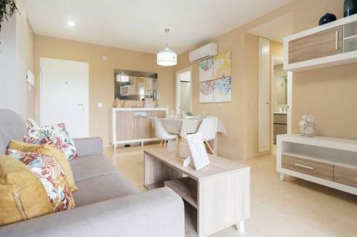 Apartamento Casa Sof�a - Ivan Luxury Homes - 6� Planta - Sur - 1� Linea de Playa