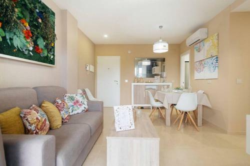 Apartamento Casa Sof�a - Ivan Luxury Homes - 6� Planta - Sur - 1� Linea de Playa
