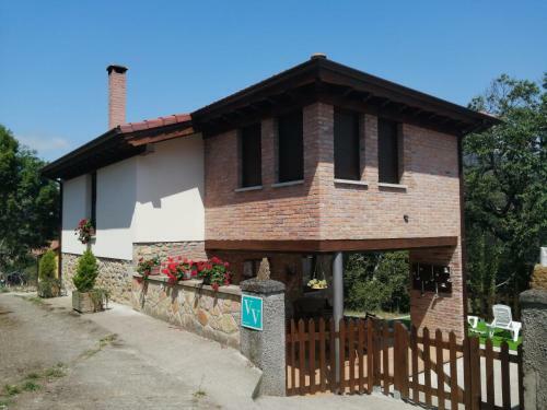 La Casina De Parres