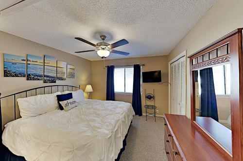 Wolf Bay Villas