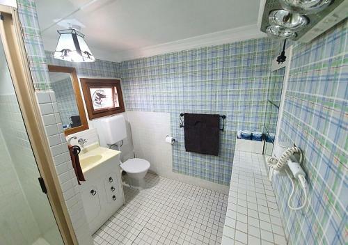 Ayers Burra - Historical 1851 Cottage