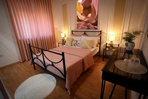 Hostal Vila Essel