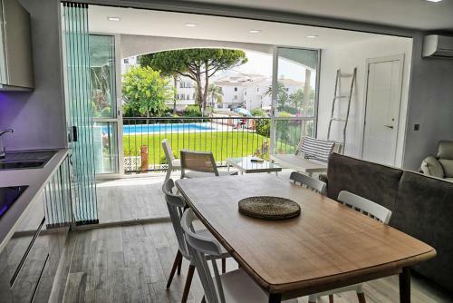 Neenies Nerja - Carabeo Luxury Apartment